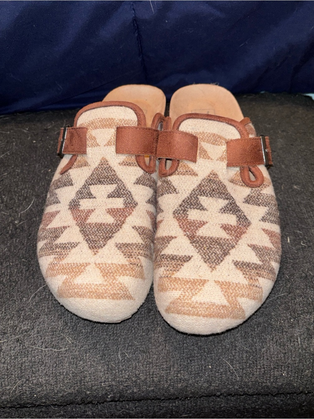 Women Slip-On Aztec Pattern Clogs in Brown and Cream